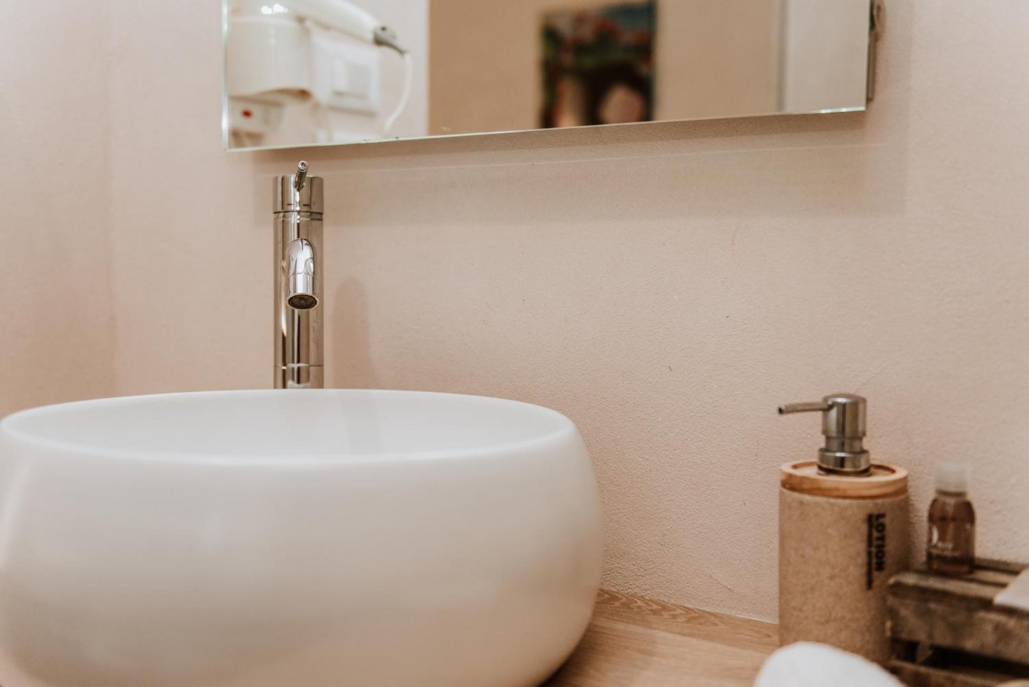 Terrae Hydrunti Bed & Breakfast Lecce Eksteriør bilde